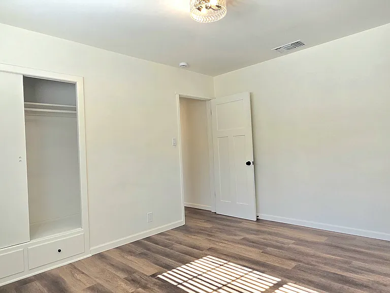 9341 Olive St — Photo 18