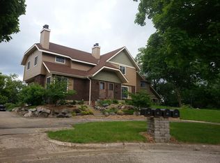 34 Mesa Verde Ct, Madison, WI 53705