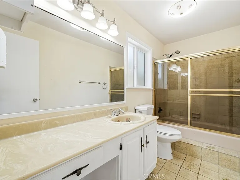 15952 Quartz St — Photo 7