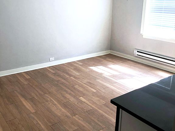 2nd image of 511 W Belmont Ave #80
