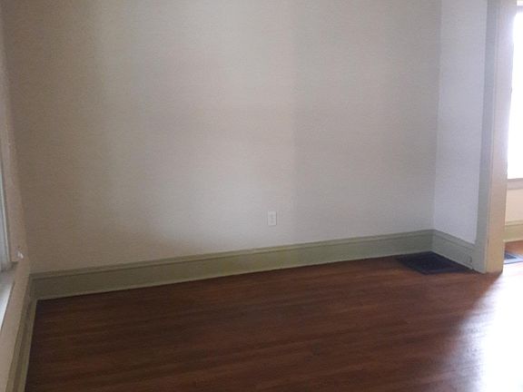4th image of 1312 Donald Ave