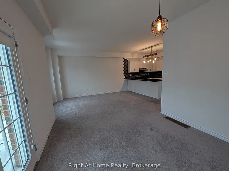 17 Roseberry Ln — Photo 13