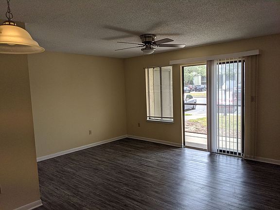 4th image of 3595 Sable Palm Ln Unit K
