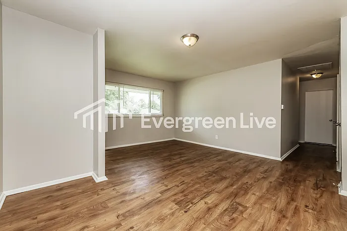 3 bed, 1.5 bath, 1500 sqft, $1,395 — Photo 4