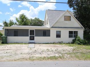 101 N Lone Oak Dr, Leesburg, FL 34748