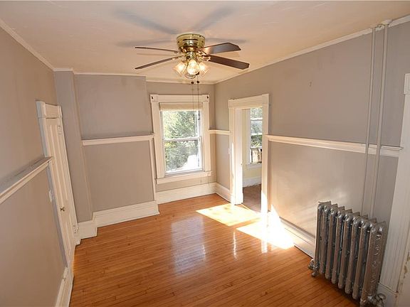 2nd image of 16 Broad St #4C