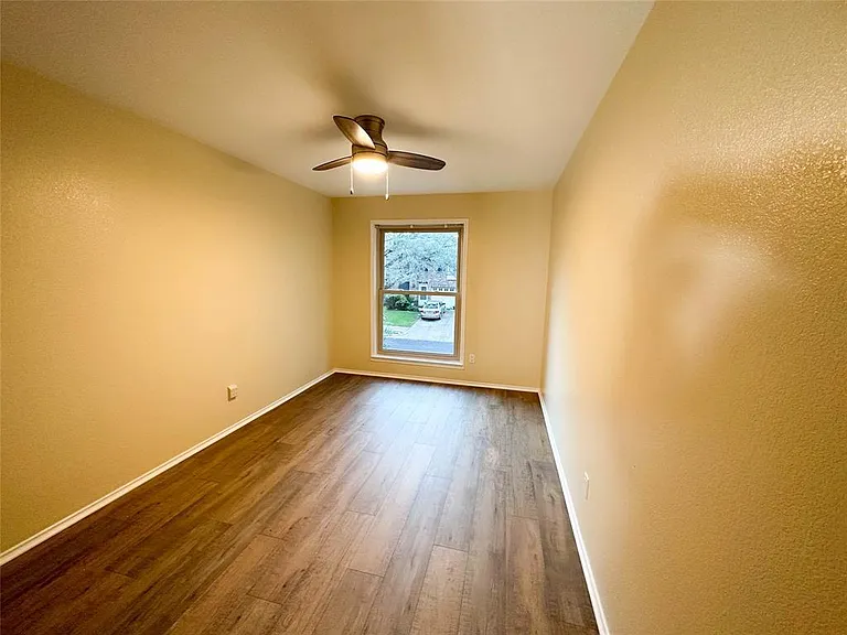 7515 Windrush Dr — Photo 6