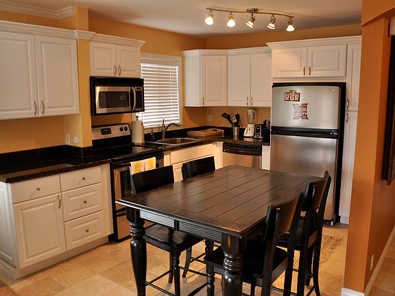 2nd image of 85 E 4th Ave #4