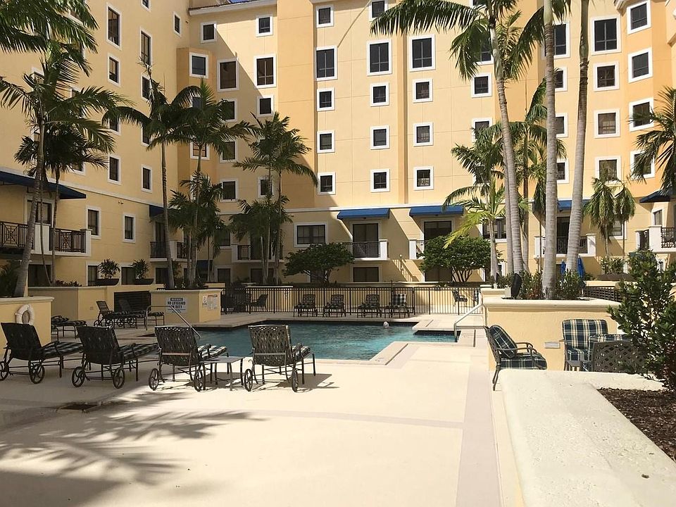 1st image of 8395 SW 73rd Ave APT 420