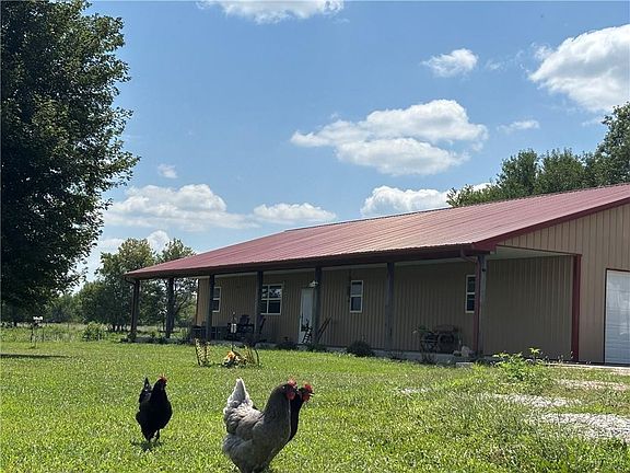 4th image of 1662 Prairie Rd