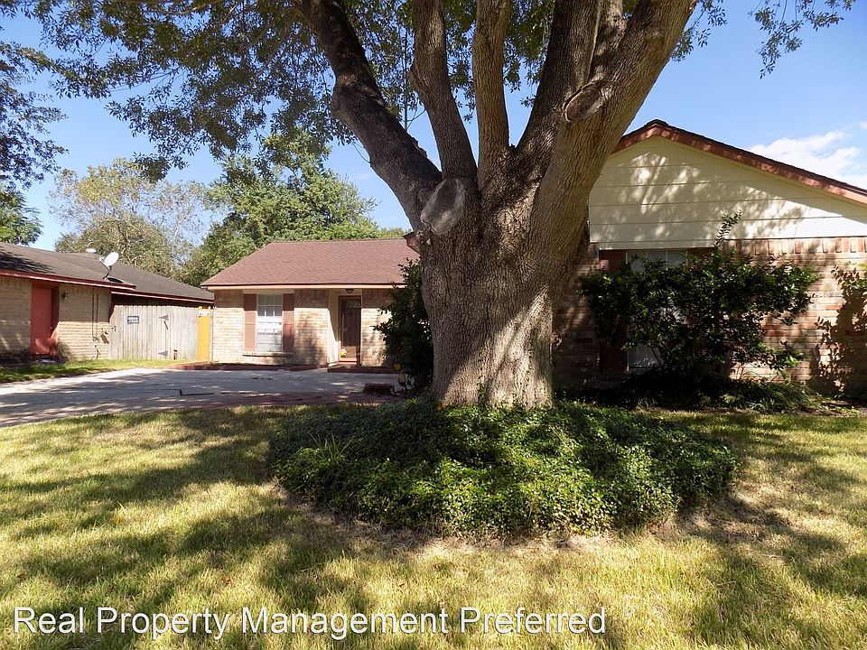 1st image of 14110 Barrone Dr
