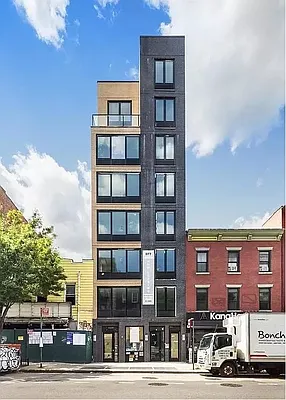 Rented by MySpaceNYC | media 18