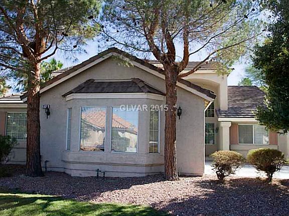 2nd image of 2115 Santina Ave