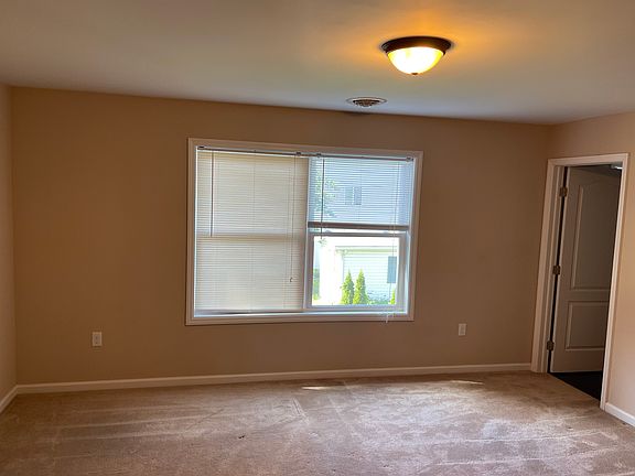 4th image of 207 Strouse Ave APT 1