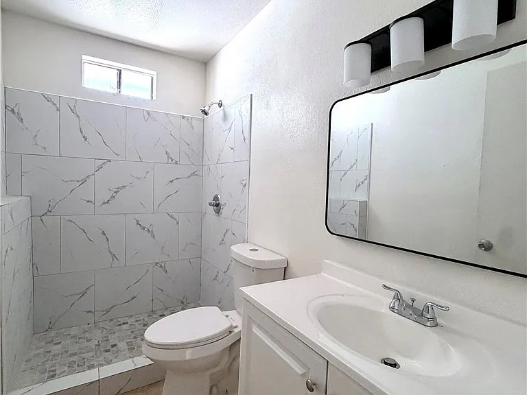 122 N Mayflower Ave #A — Photo 8