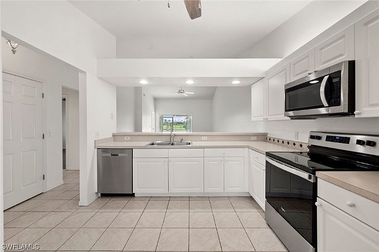 1st image of 5246 Chiquita Blvd S