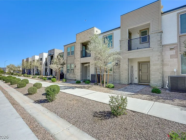 909 Kyanite Ln — Photo 4