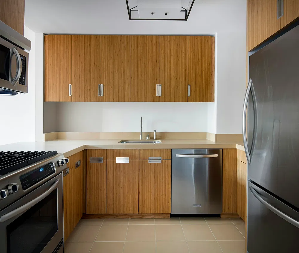 450 W 17th St — Photo 2