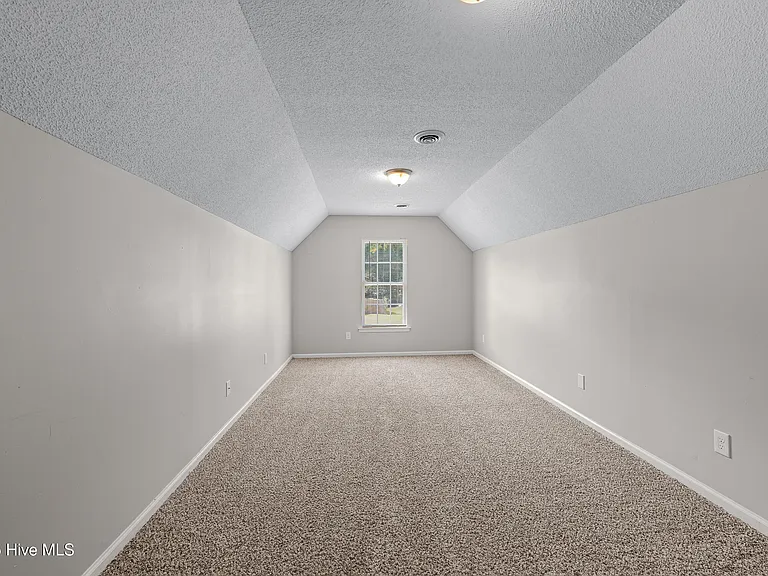 200 Druid Ct — Photo 25