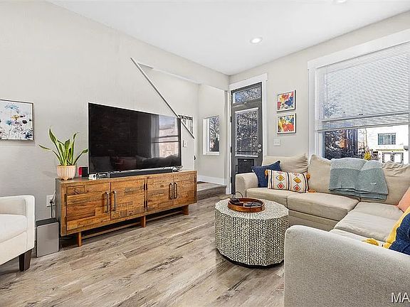 2nd image of 3902 Shaw Blvd #3902