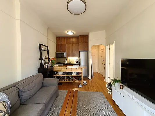 Rented by Ideal Properties Group | media 15