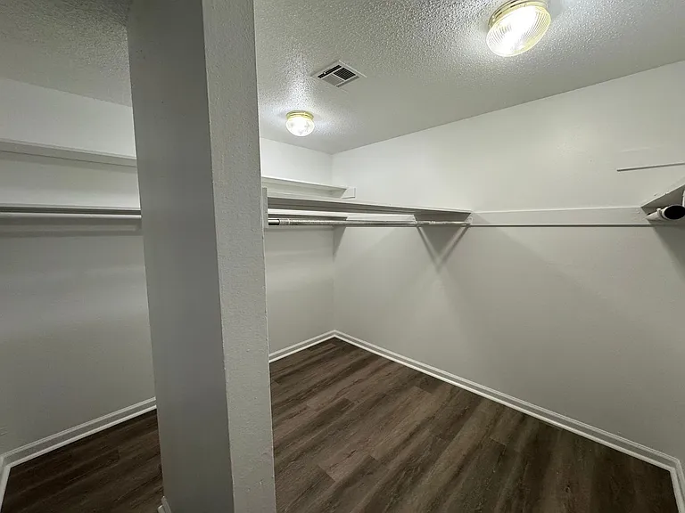 1512 Lake Ave — Photo 21