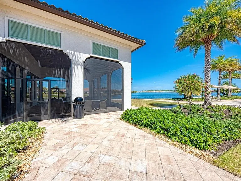244 Villoresi Blvd — Photo 65