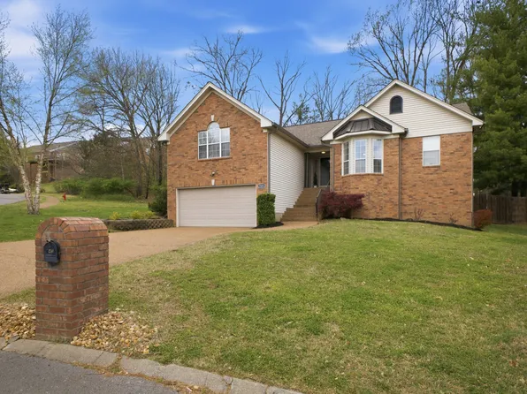 745 Windsor Trce, Goodlettsville, TN 37072