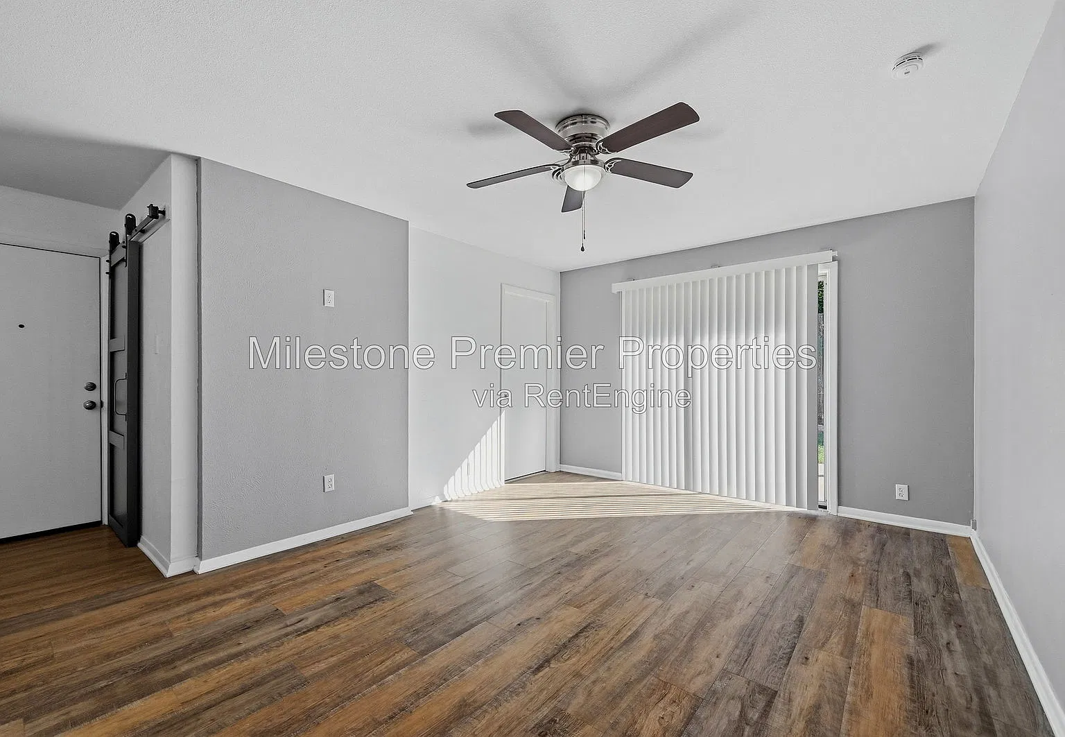 3 bed, 1.0 bath, 1040 sqft, $1,325 — Photo 3