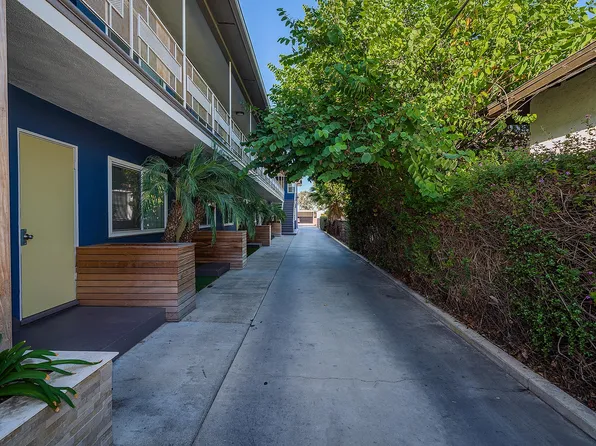 Chateau Park Casino Royale VI