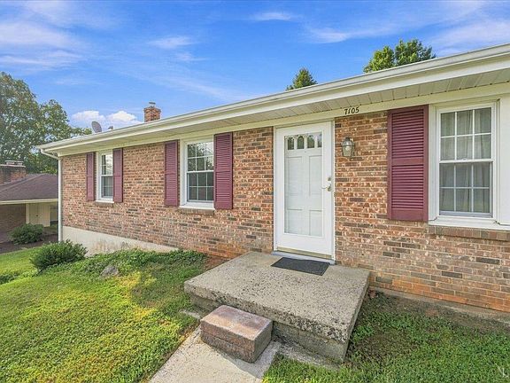 3rd image of 7105 Morton Dr