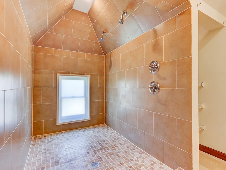 1007 Eleanor St #2 — Photo 15