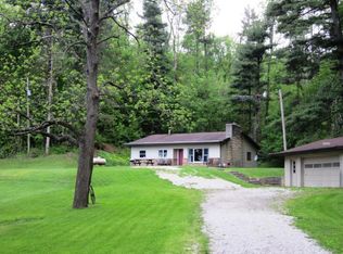 3196 Raccoon Valley Rd, Granville, OH 43023