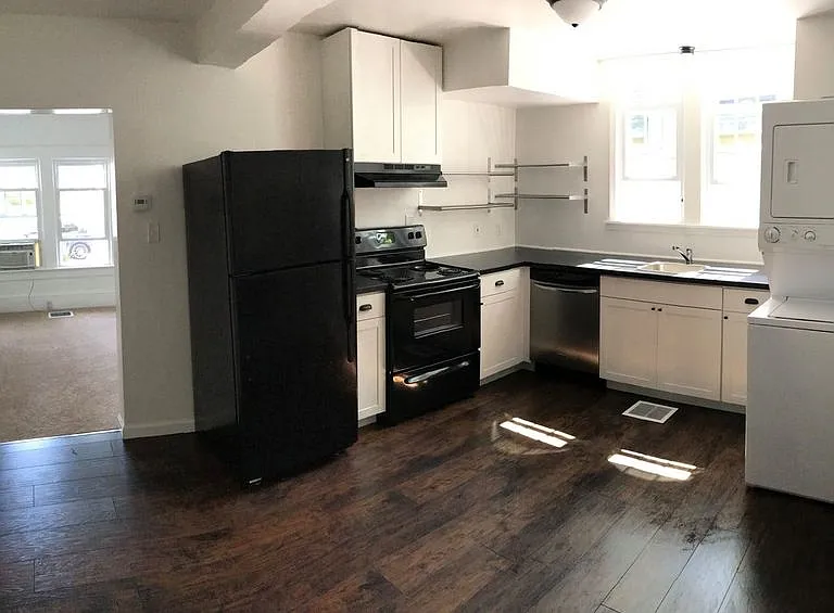 800 Lockland Ave #2 — Photo 4