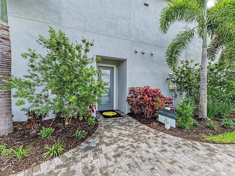 10016 Rembrandt Way #101 — Photo 3