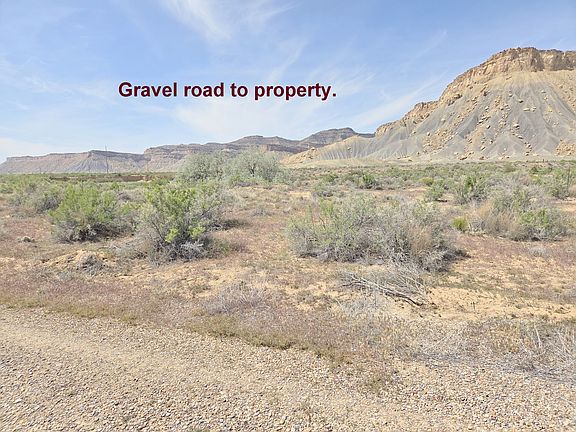 2nd image of 251 N Thompson Rd