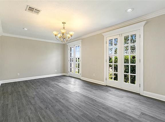 3rd image of 12941 Ashland Dr
