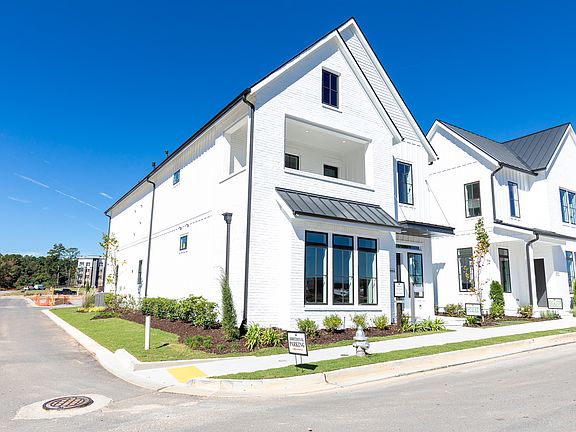 Photos are of model home, not actual home. Features may vary.