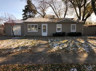 712 Springbrook Dr, Aurora, IL 60506