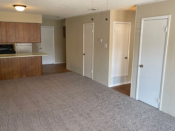 3rd image of 1805 Romack Ct APT B
