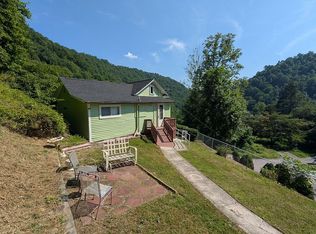 7 Misty Ln, Kimball, WV 24853