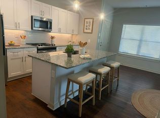 Welcome to The Cottages at 76, Clayton, GA 30525