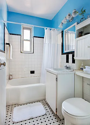 Sold by Douglas Elliman | media 14