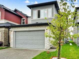 232 E Cornerbrook Cmn NE, Calgary, AB T3N 1L9