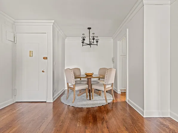 245 East 54th Street 25ST image 2 of 7