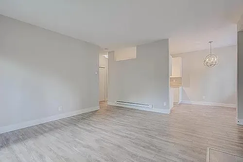 207 Schooner Ct Photo 1