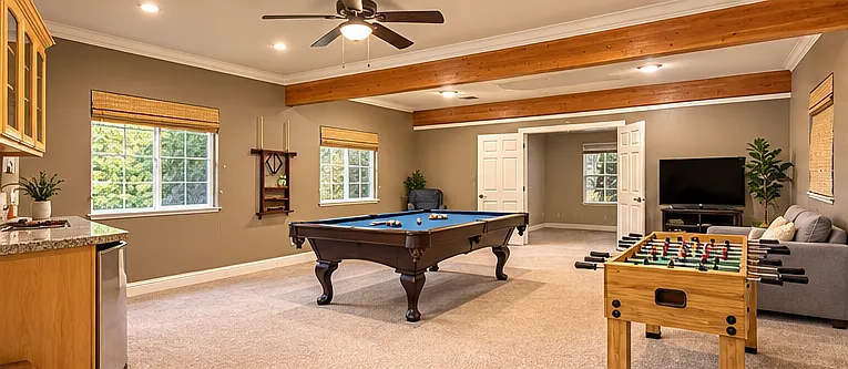 5 bed, 3742 sqft, $8,000 — Photo 4