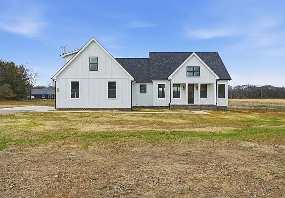 2nd image of 130 Roddy Rd