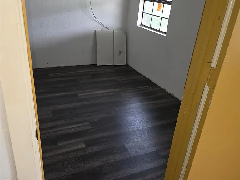 8214 Barkley St — Photo 8