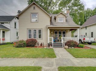 251 Center St, Auburn, IN